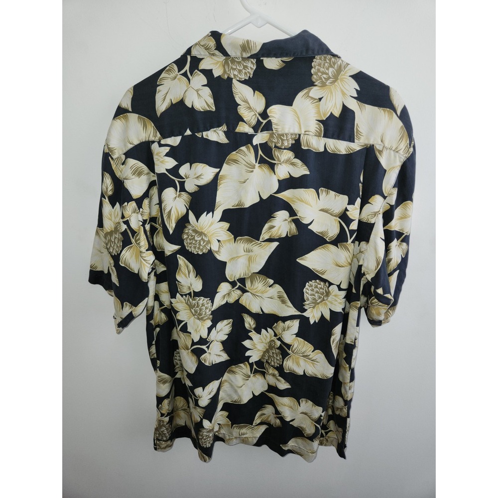 Tommy Bahama Shirt Mens Medium Navy Cream Floral Button Up Tropical Vacation - Picture 5 of 12